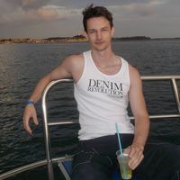 Daniel Turan的照片