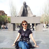 Afsaneh Panahi的照片