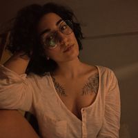 Eylül Yalçın的照片