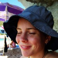 Aia Tropwen的照片