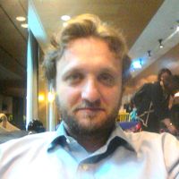 Nikita Bernstein的照片