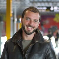 Antoine Signoles的照片